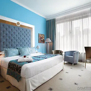 مارينا بيبلوس فندق