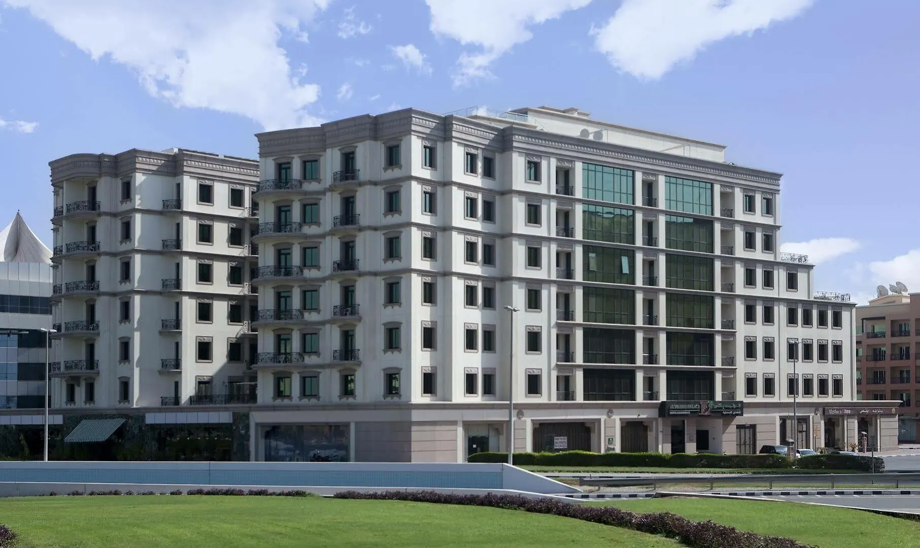 Al Waleed Holiday Homes Dubai United Arab Emirates